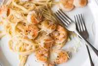 Creamy Shrimp Alfredo Fettuccine