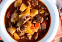 Hearty Slow Cooker Beef and Vegetable Stew