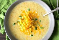 Creamy Broccoli Ranch Cheese Soup