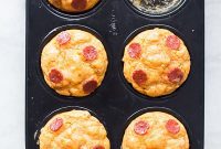 Cheesy Pepperoni Pizza Puffs