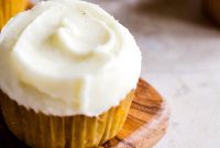 Artisanal Vanilla Cupcakes