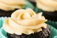 Peanut Butter Cup Cupcakes