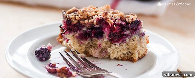 Berry Crumble Cake Featured Image Homemade Berry Crumble Cake with Fresh Berries