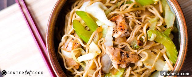 Delicious 25-Minute Chicken Chow Mein