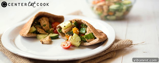 mediterranean chicken pitas 1