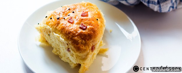 soft pumpkin bacon dinner rolls 1