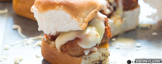 cheesy italian meatball sliders 1