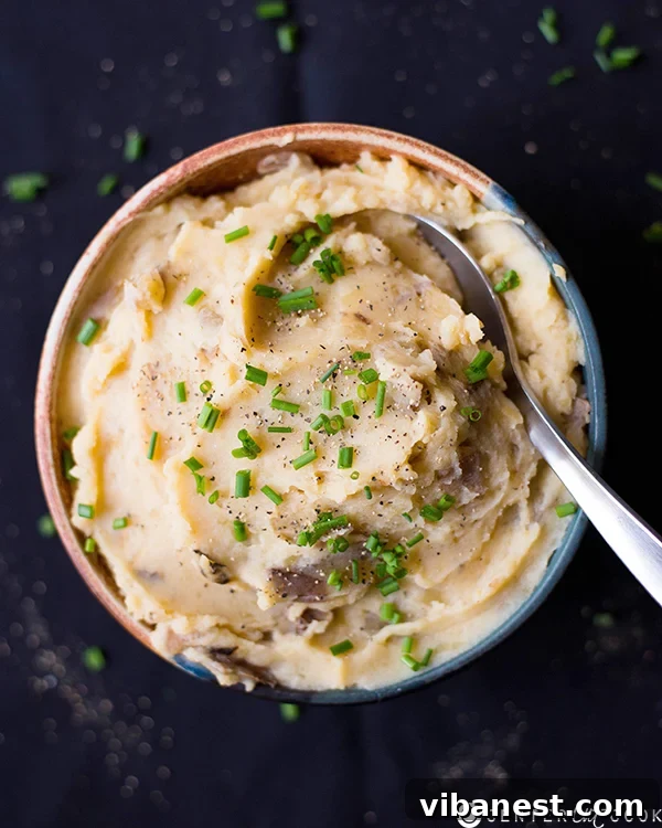 slow-cooker-mashed-potatoes-2.jpg slow cooker mashed potatoes 2