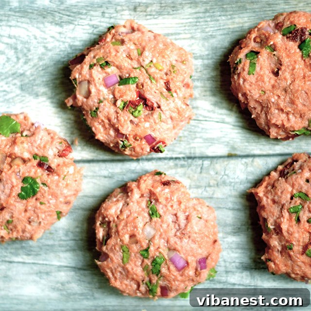 grilled-chipotle-cilantro-turkey-burgers-4.jpg grilled chipotle cilantro turkey burgers 4