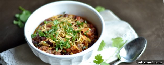 instant-pot-vegetarian-chili-1.jpg instant pot vegetarian chili