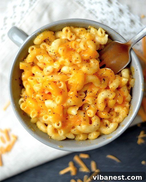 instant-pot-easy-mac-cheese-2.jpg easy instant pot macaroni and cheese