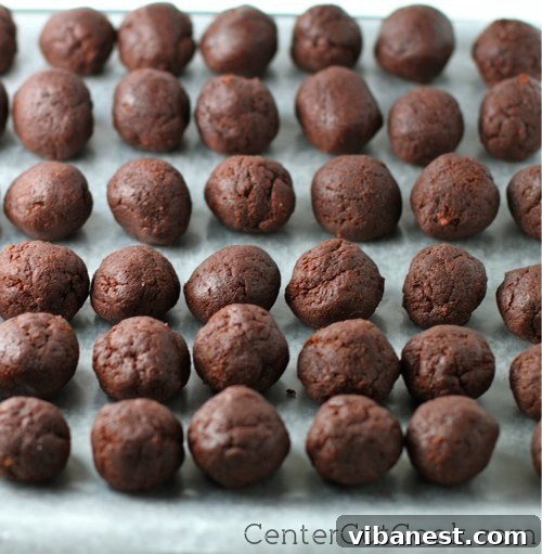 how to make cake balls 6.jpg How to make cake balls rolled