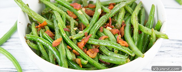 how-to-make-green-beans-1.jpg Freshly cooked vibrant green beans, perfectly tender-crisp