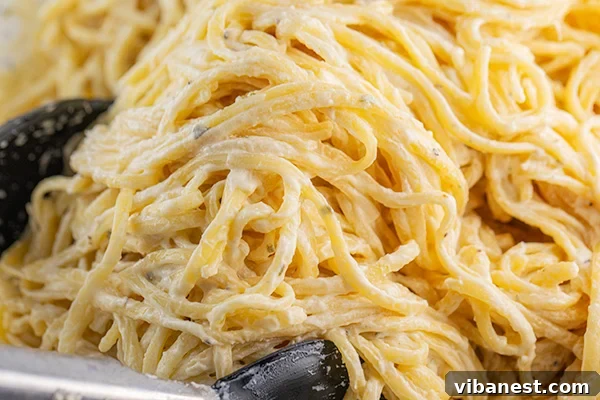 simple-creamy-alfredo-sauce-update-3.jpg simple creamy alfredo sauce update 3