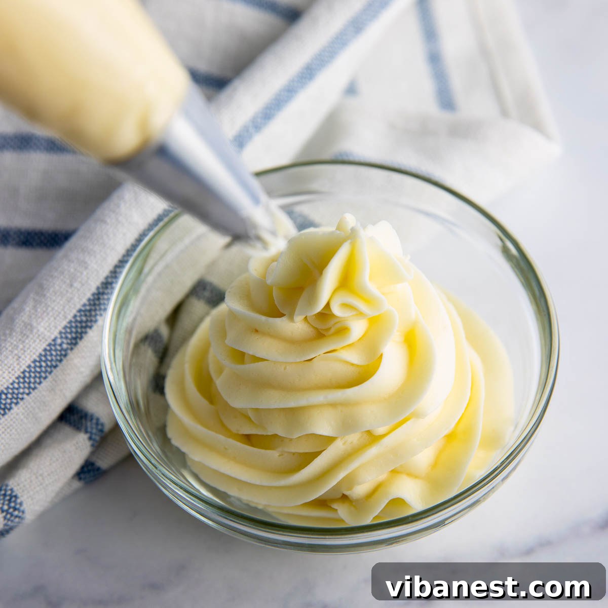 Irresistible Cream Cheese Frosting 2 The best cream cheese frosting perfect for carrot cake and other desserts