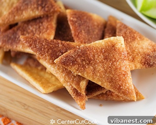 Pumpkin Pie Dip Dipper Assortment Assortment of dippers for Pumpkin Pie Dip, including apple slices and cinnamon sugar pie chips