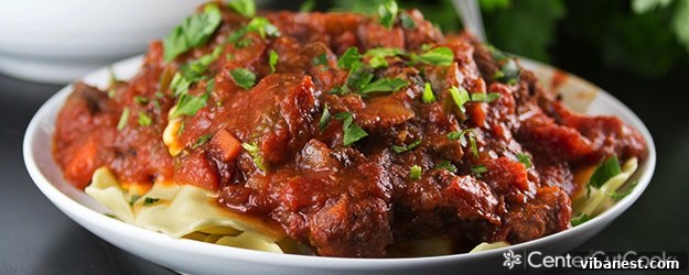 Delicious Homemade Slow Cooker Spaghetti Sauce