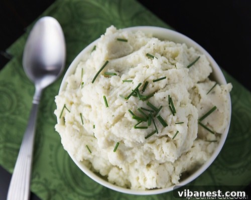 Mashed Cauliflower Mashed Cauliflower with Garlic and Chives