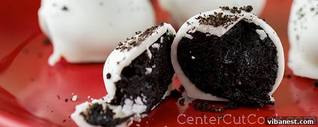 Delicious Oreo Truffles, a perfect no-bake dessert oreo truffles