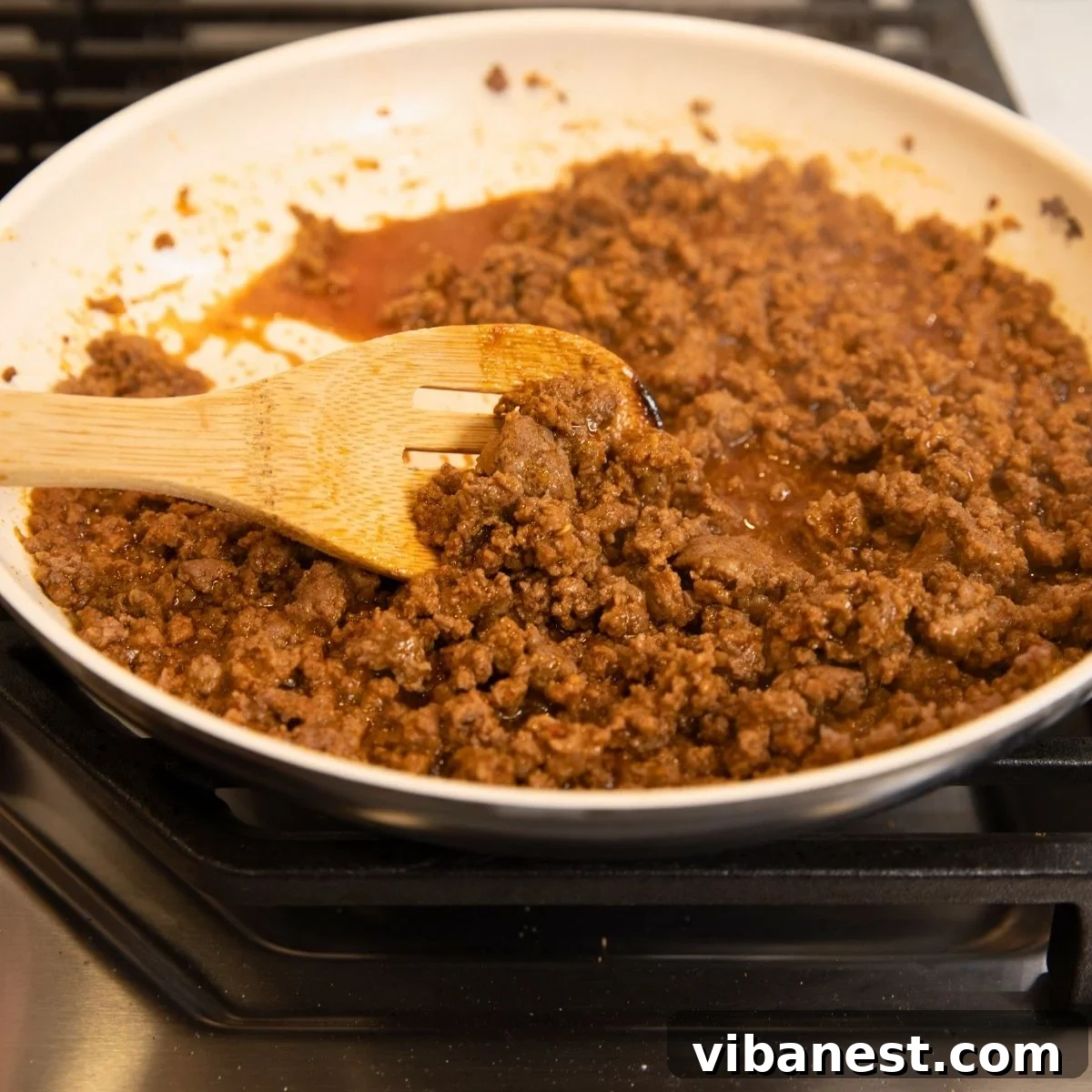 Homemade Taco Spice Blend 6 Delicious taco meat made with a homemade taco seasoning - tastes just like a packet of store-bought seasoning!